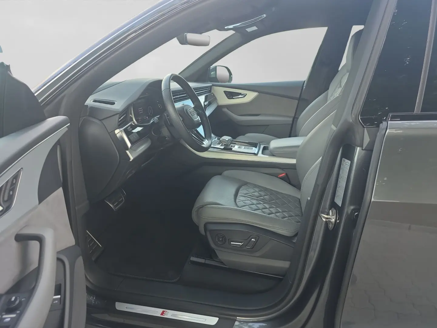 Q8 55 3.0 TFSI e quattro S-Line Alu Matrix-LED L