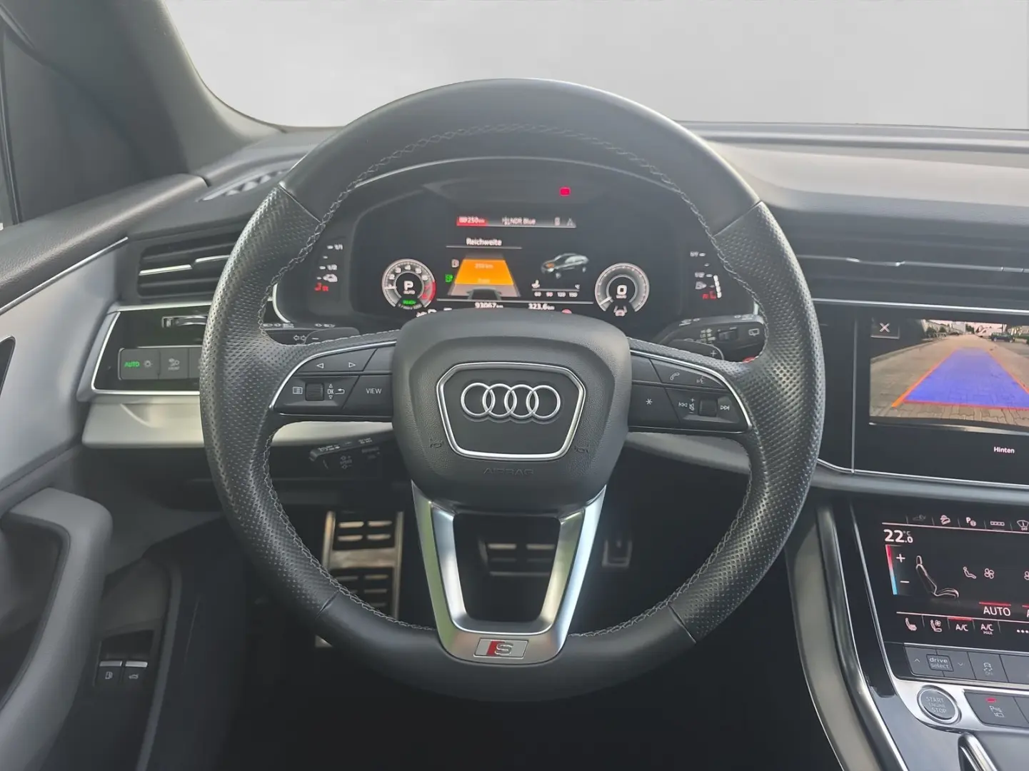 Q8 55 3.0 TFSI e quattro S-Line Alu Matrix-LED L