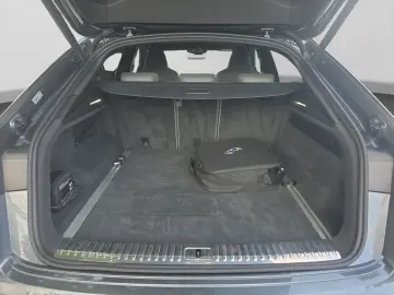 Q8 55 3.0 TFSI e quattro S-Line Alu Matrix-LED L
