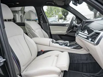 X7 xDr 40d M-Sport Pro 6-Sitz 360° DAPro KRISTAL