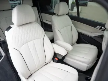 X7 xDr 40d M-Sport Pro 6-Sitz 360° DAPro KRISTAL