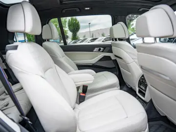 X7 xDr 40d M-Sport Pro 6-Sitz 360° DAPro KRISTAL