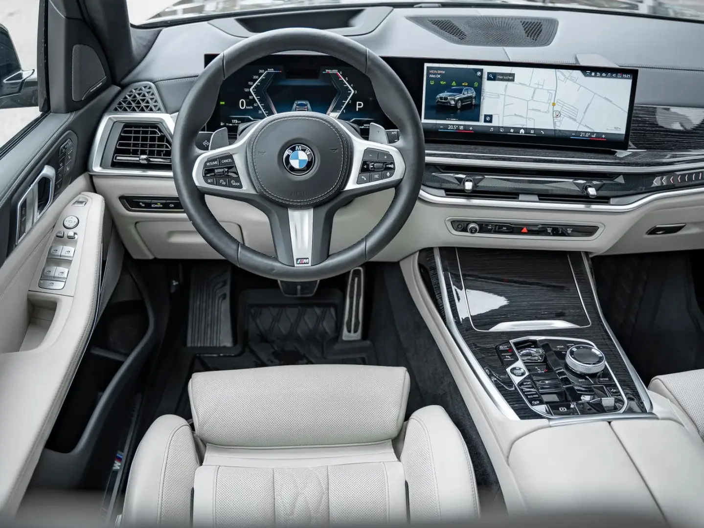 X7 xDr 40d M-Sport Pro 6-Sitz 360° DAPro KRISTAL