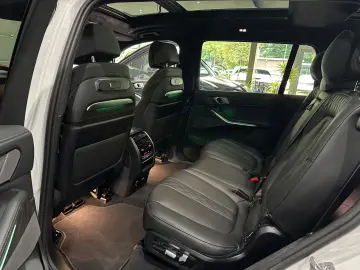 X7 xDrive 40d M Sport /SKY LOUNGE /MASSAGE / 1HA