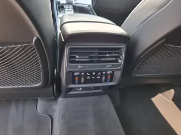Audi Q8 3.0 50 TDI quattro Tiptronic MHEV