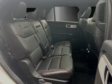 FORD Explorer 3.0 EcoBoost Hybrid ST-Line/PANO/7S/LEASING