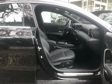 MERCEDES BENZ CLA 180 7G-DTC*PROGESSIVE LEASING