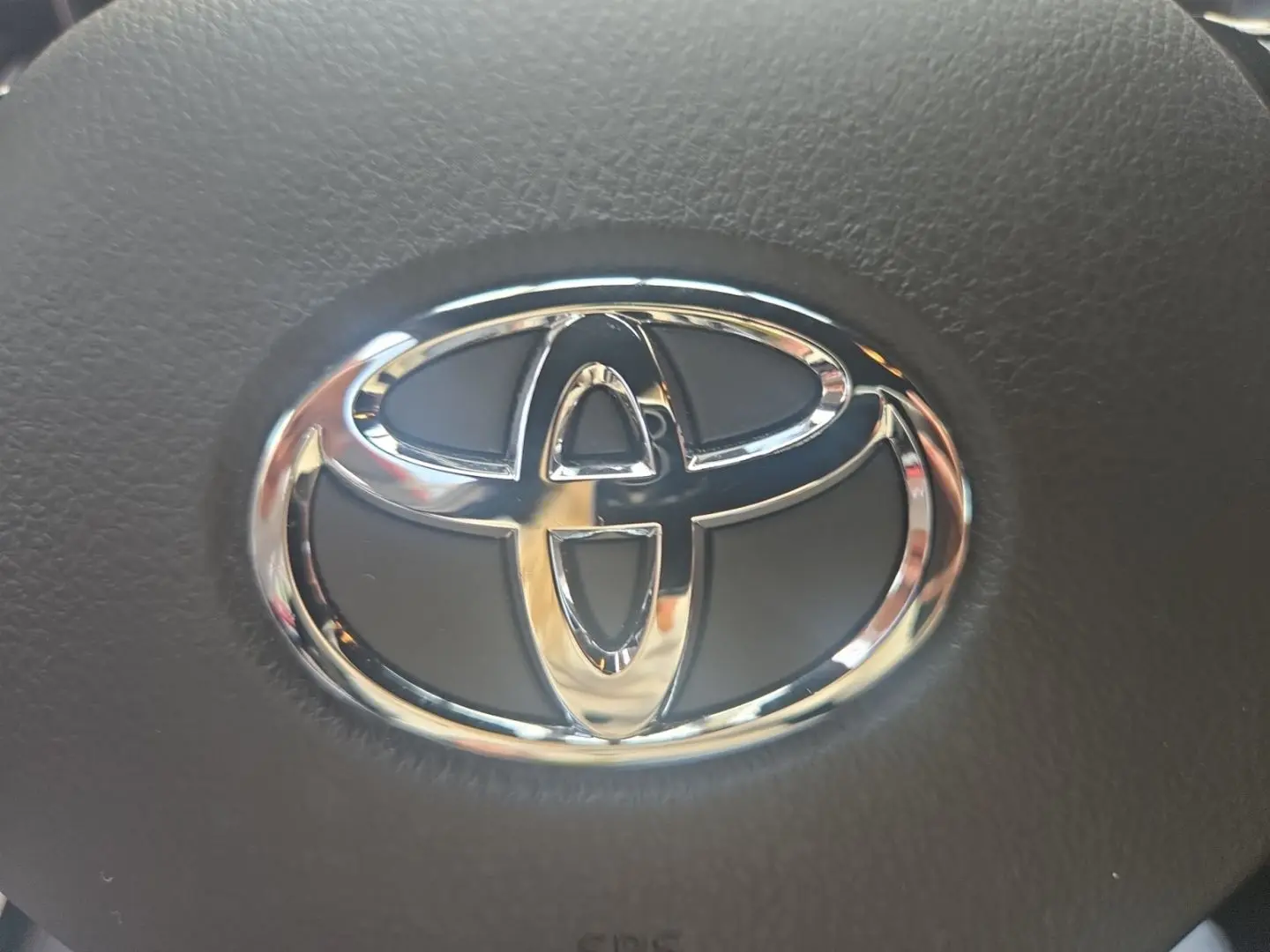 TOYOTA C-HR 2.0 Hybrid Team D *LEASING
