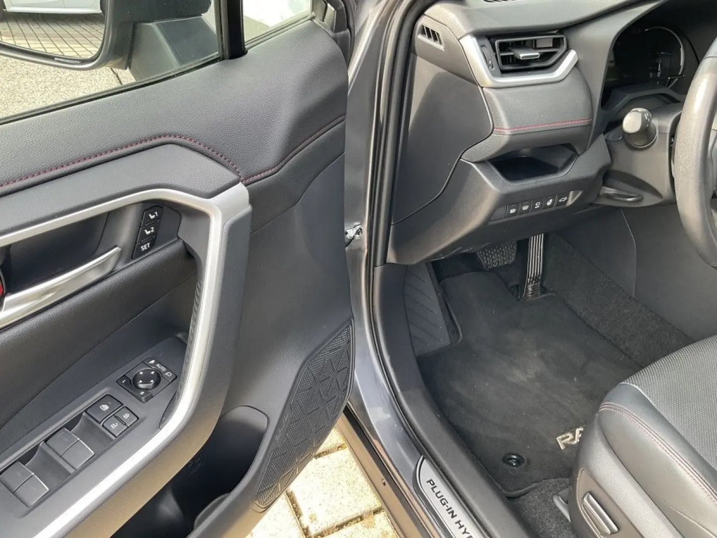 TOYOTA RAV 4 Plug-in-Hybrid LEASING