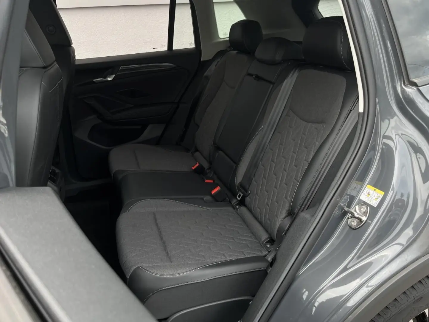 VOLKSWAGEN Tiguan Life 1,5 TSI DSG LED ACC LEASING