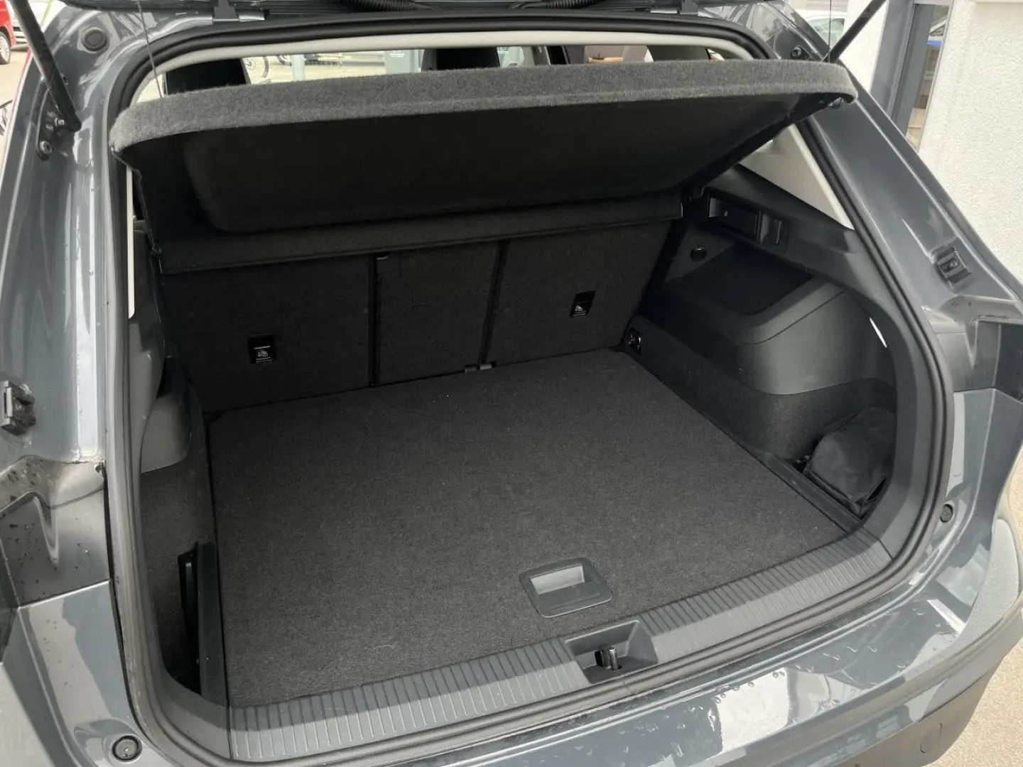 VOLKSWAGEN Tiguan Life 1,5 TSI DSG LED ACC LEASING