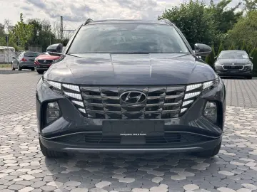 HYUNDAI Tucson Mild-Hybrid 4WD ACC PANO LEASING