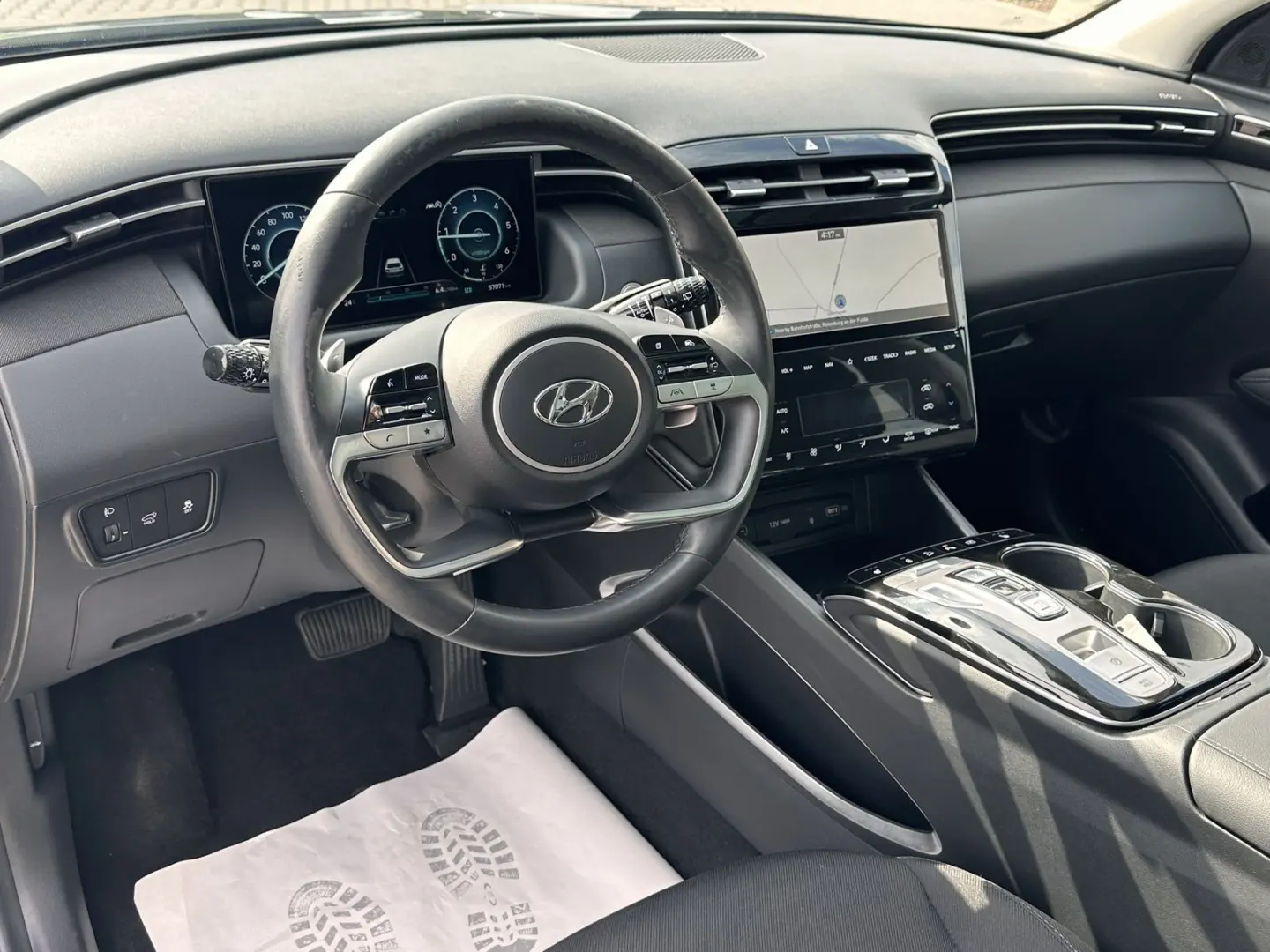 HYUNDAI Tucson Mild-Hybrid 4WD ACC PANO LEASING