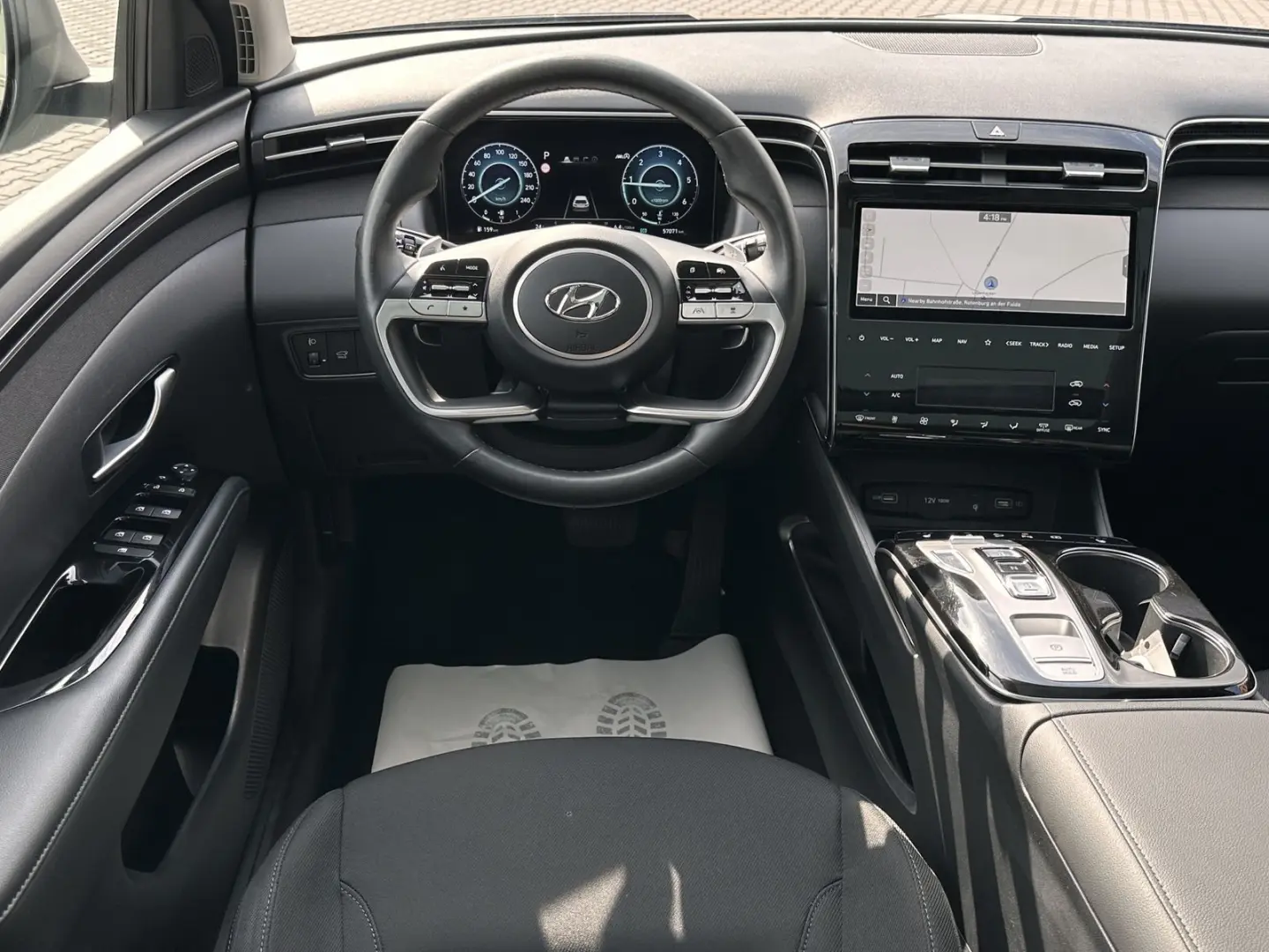 HYUNDAI Tucson Mild-Hybrid 4WD ACC PANO LEASING