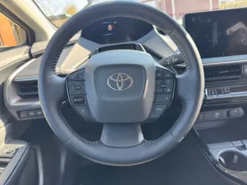 TOYOTA Prius Plug-in Hybrid Executive LEASING