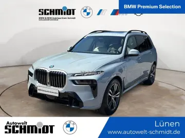 X7 xDrive40i M Sport  NP= 121.380 -  AHK   Stand
