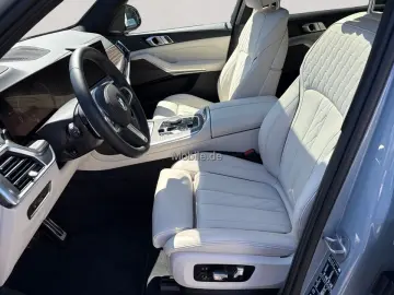 X7 xDrive40i M Sport /NP= 121.380,-/ AHK / Stand