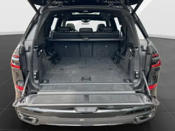 X7 xDrive40d | M Sportpaket Pro| SkyLounge| 23