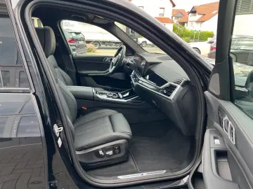 X7 xDrive40d | M Sportpaket Pro| SkyLounge| 23