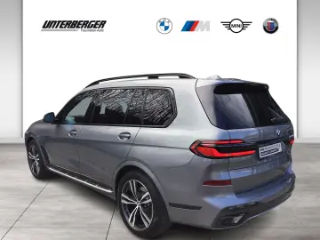 X7 xDrive40d M SPORTPAKET PRO-ICONIC GLOW-AHK-SK