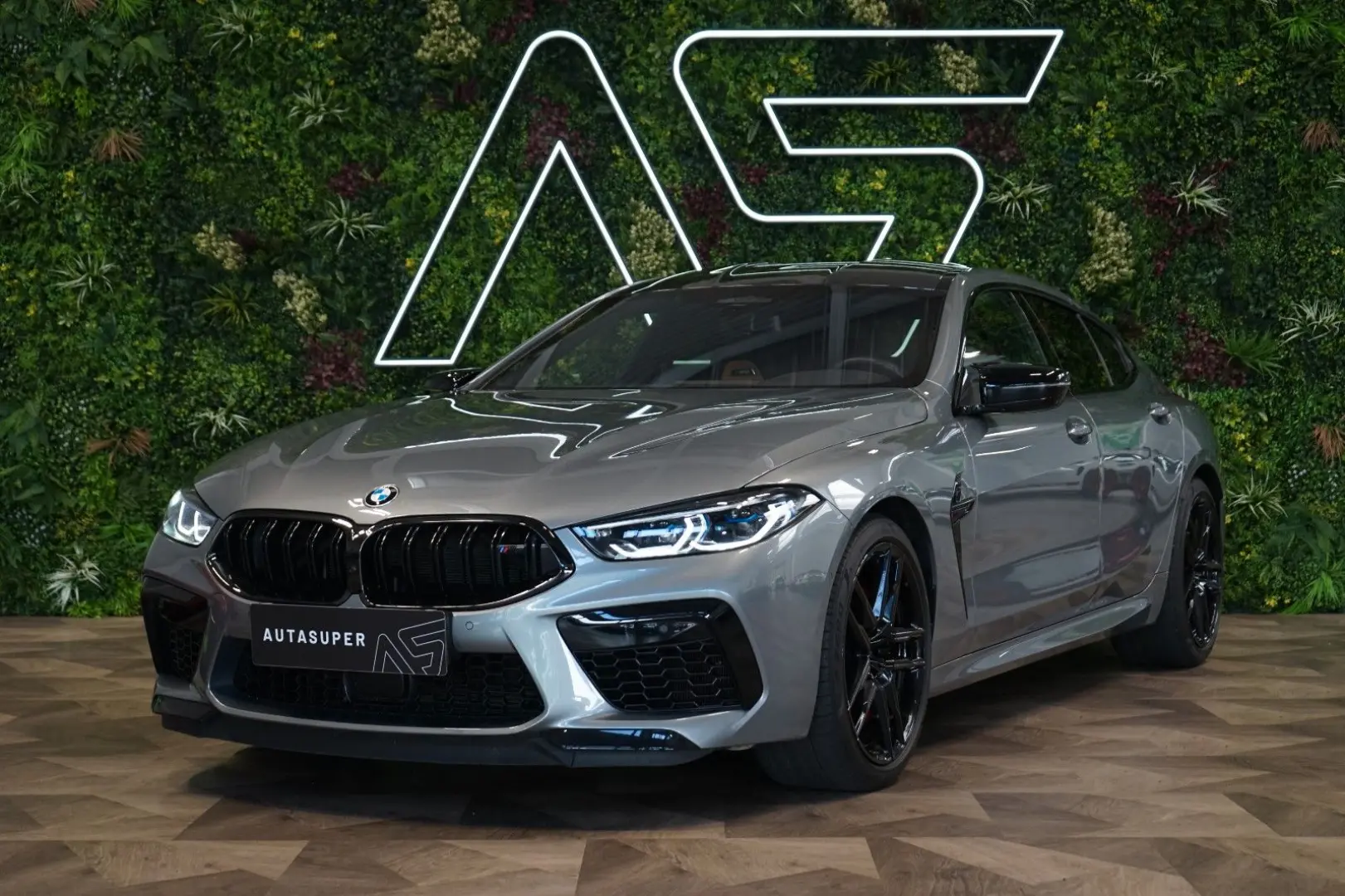 M8 COMP*GC*xDRIVE*LASER*B&W*112.562€ NETTO