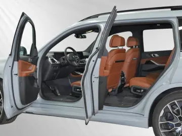 X7 xDrive40d M Sport Pro|AHK|SkyLoungeH/K