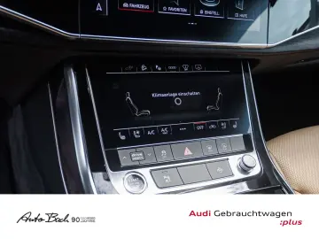 Q8 S line 55TFSI e qu Navi LED virtual HuD GRA A