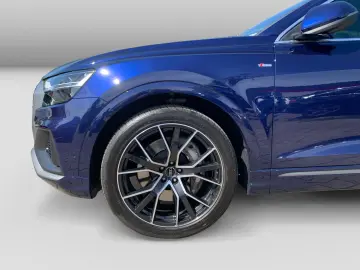 Q8 55 TFSIe quattro tiptronic S Line AHK