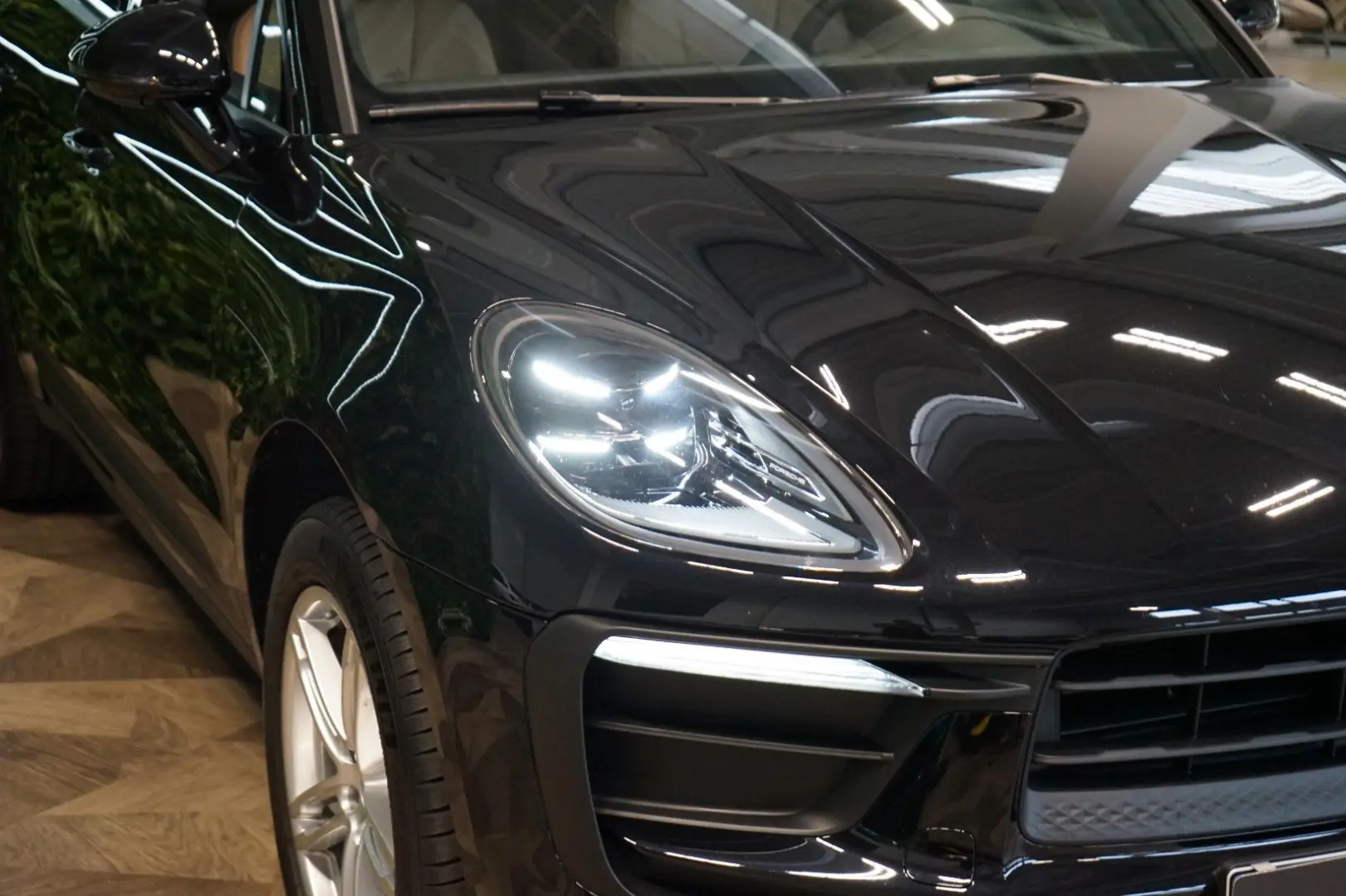 MACAN*CAMERA*CHRONO*ACC*LED*51.570€ NETTO