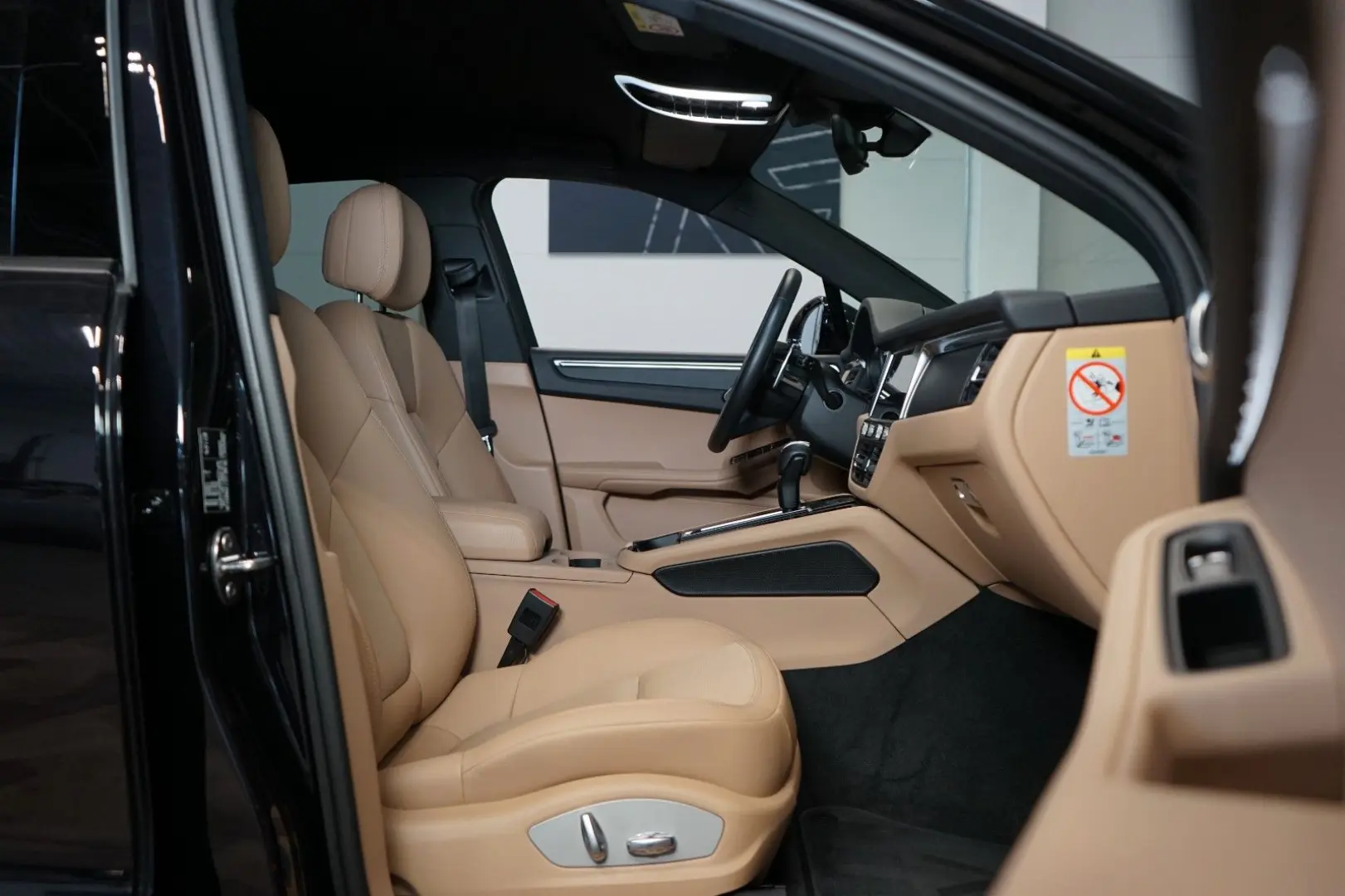 MACAN*CAMERA*CHRONO*ACC*LED*51.570€ NETTO