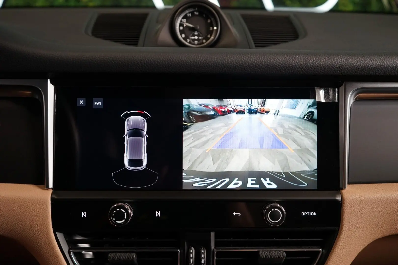MACAN*CAMERA*CHRONO*ACC*LED*51.570€ NETTO