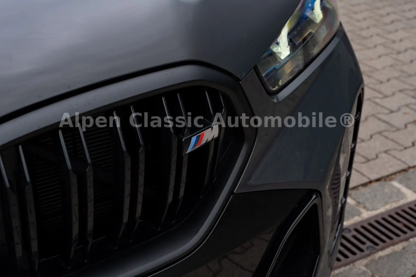 X6 M60 i xDrive B&W, HUD, PANO, AHK, Massage