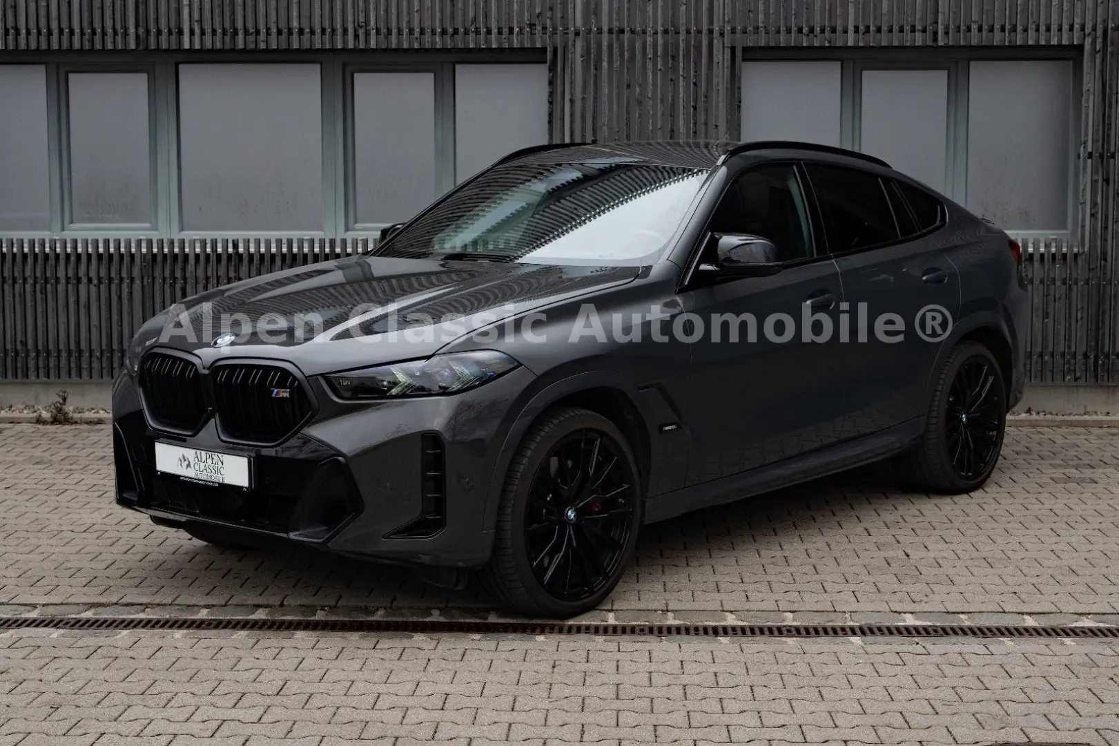 X6 M60 i xDrive B&W, HUD, PANO, AHK, Massage