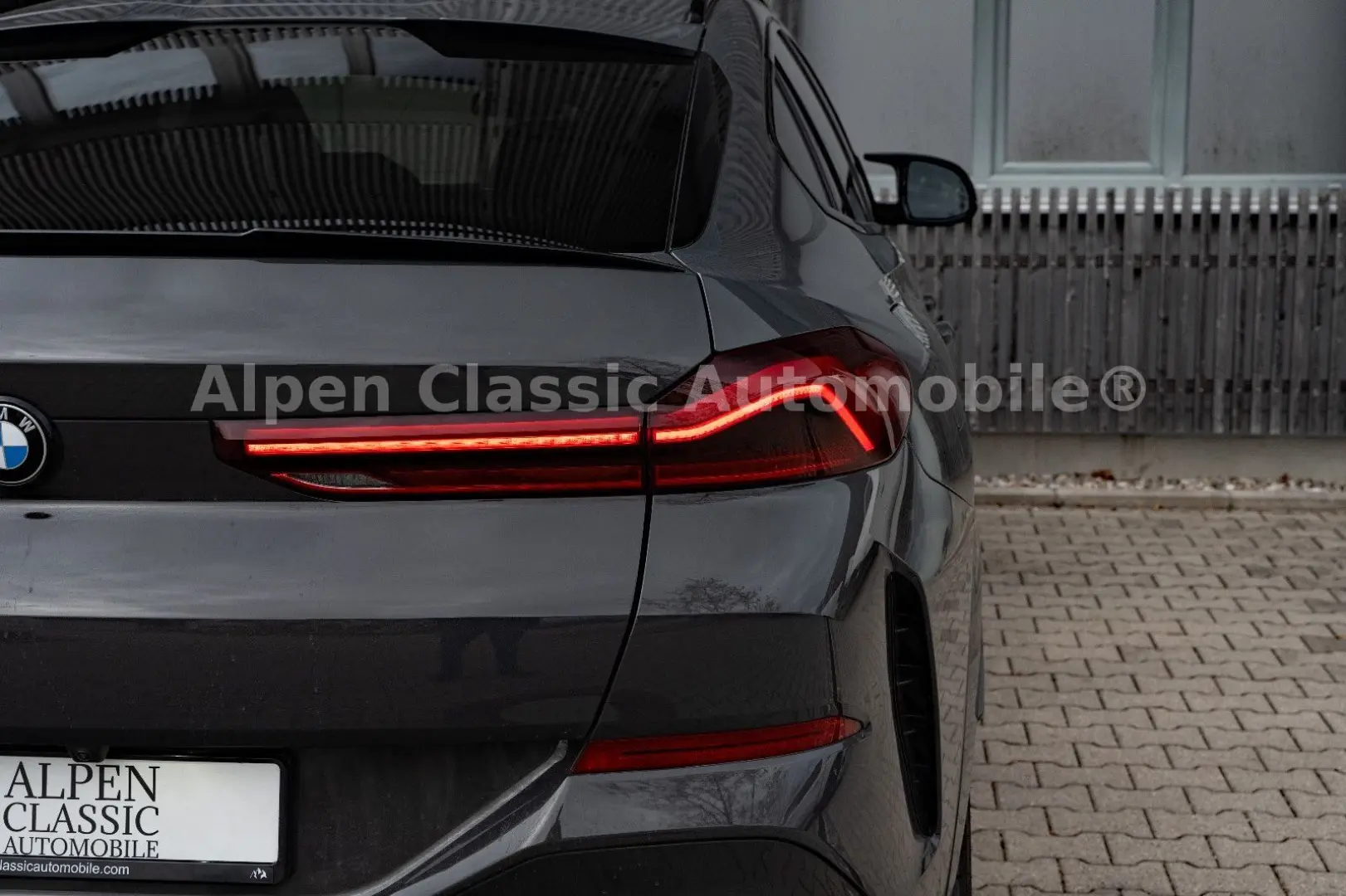 X6 M60 i xDrive B&W, HUD, PANO, AHK, Massage