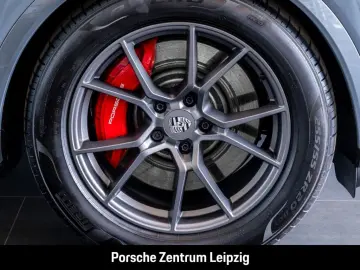 Cayenne S SportDesign PDCC HeadUp Sitzlüftung AH