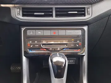Volkswagen T-Cross 1.0 TSI DSG Style