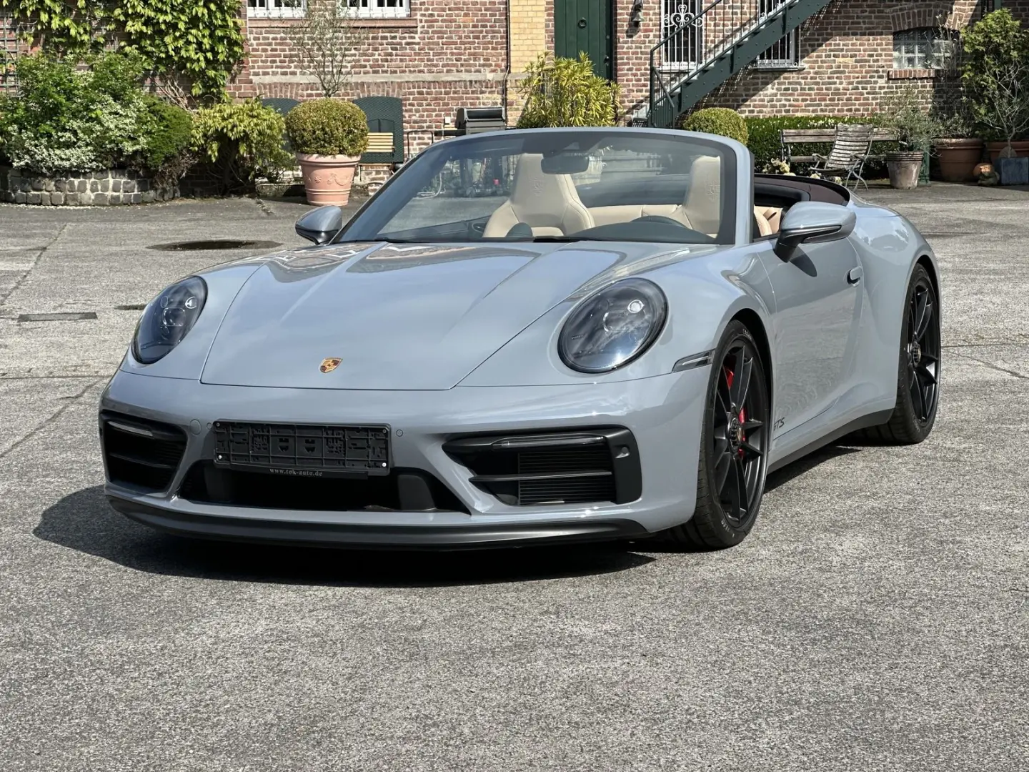 992 911 Cabriolet 4 GTS BI-COLOR EXCLUSIVE MANUF