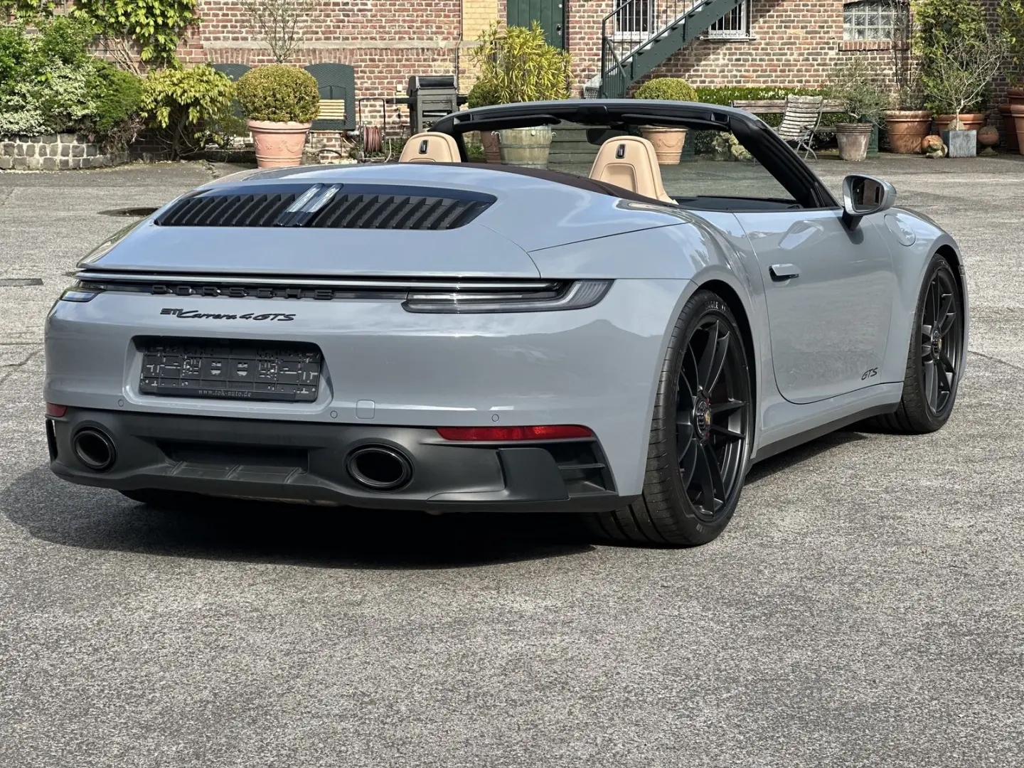 992 911 Cabriolet 4 GTS BI-COLOR EXCLUSIVE MANUF