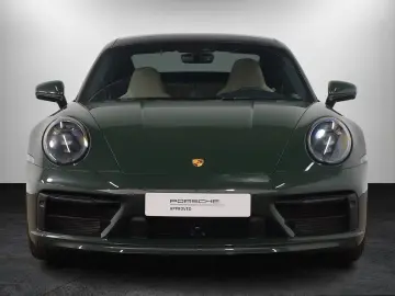 911 Carrera 4S