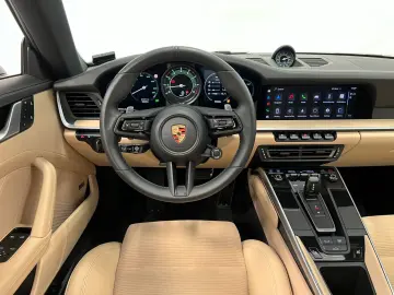 911 Carrera 4S