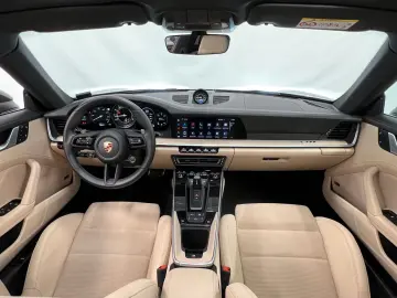 911 Carrera 4S