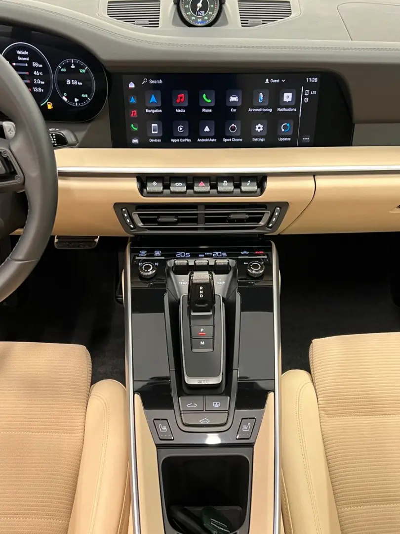 911 Carrera 4S