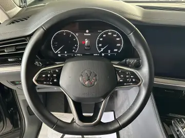Touareg eHybrid ELEGANCE*LUFT*CAM*PANO*AHK*LED*