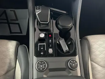 Touareg eHybrid ELEGANCE*LUFT*CAM*PANO*AHK*LED*