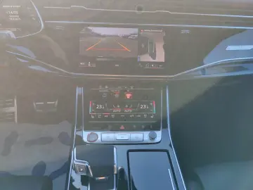 SQ7 competition plus TFSI 373(507) kW(PS) tiptro