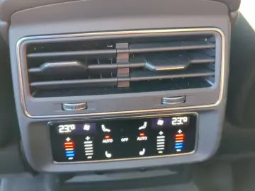 SQ7 competition plus TFSI 373(507) kW(PS) tiptro