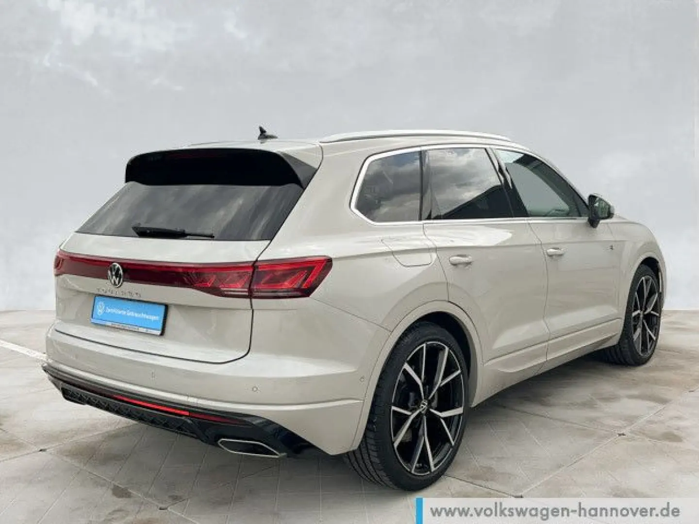 Touareg 3.0 TSI 4M R-Line Navi AHK Sthzg 22LM Me