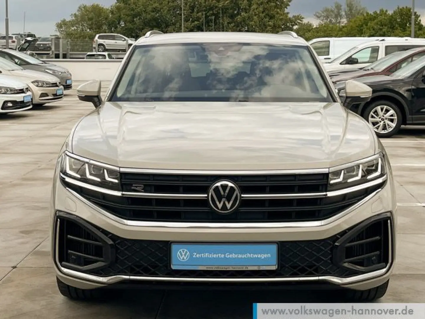 Touareg 3.0 TSI 4M R-Line Navi AHK Sthzg 22LM Me