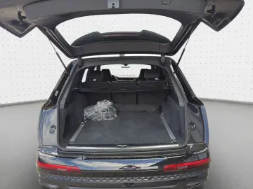 Q7 60 TFSIe quattro S-LINE*B&O*LASER*PANO*AHK*HU