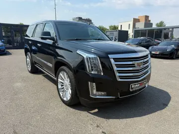 Cadillac Escalade 6.2 V8 AWD AT Platinum